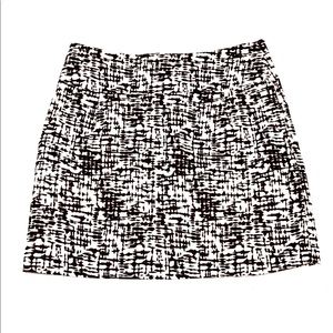 ⬇️$18 Kenneth Cole Reaction mini skirt pockets